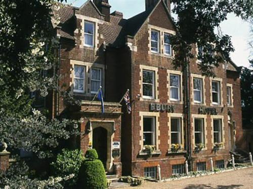 And Apartment's Hotel Canterbury